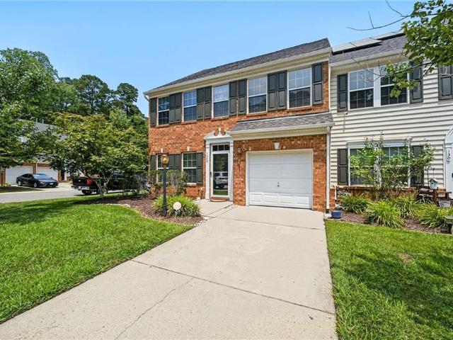 Townhouse for sale in Virginia