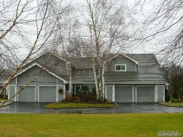 Condo for sale in Centereach, New York