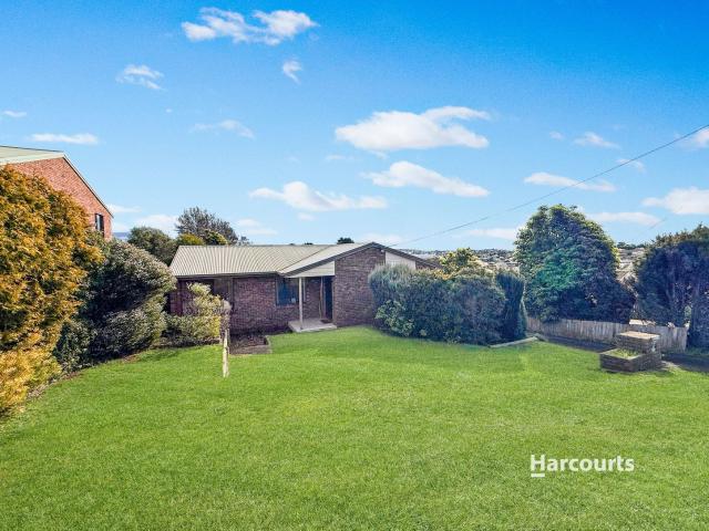 Apartment for rent in Devonport, Tasmania