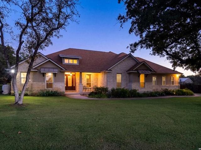 House for sale in La Vernia, Wilson County