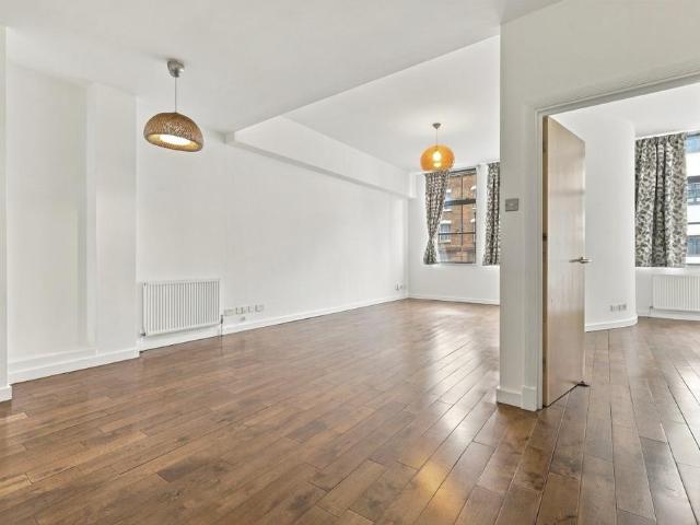 Apartment for rent in Spitalfields, Greater London