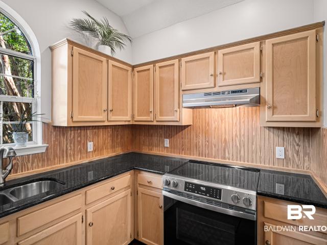 House for sale in Lake Forest, Daphne