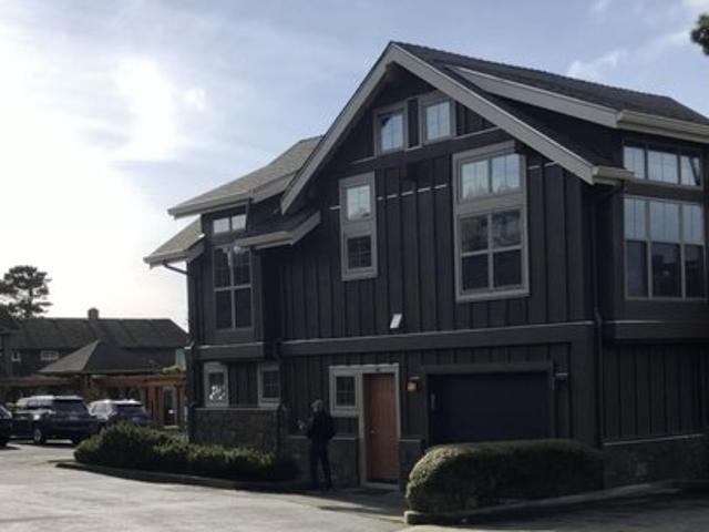 Condo for sale in Oregonia