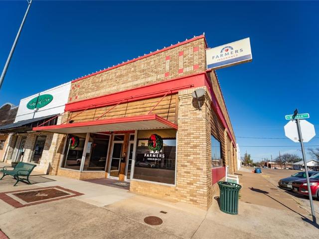 Commercial for sale in Breckenridge, Stephens County