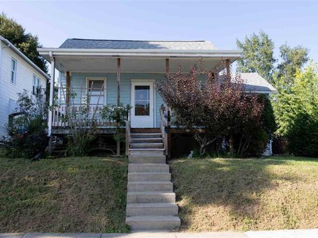 House for sale in Oxford, Iowa