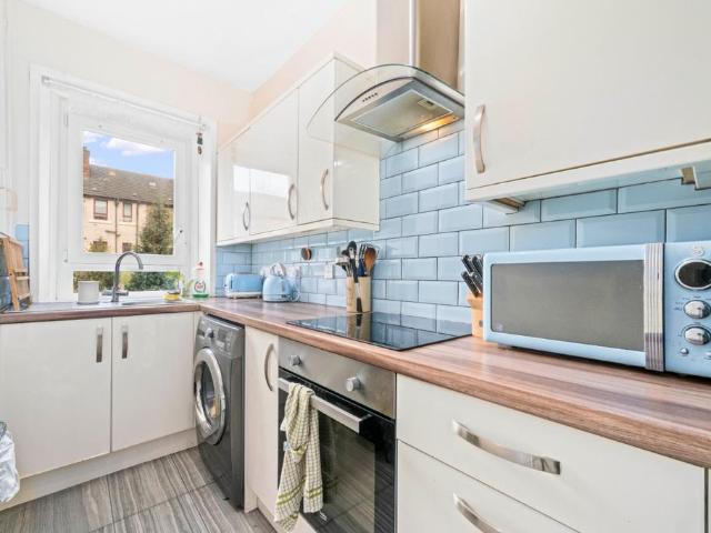 Apartment for rent in Scotstounhill, Glasgow