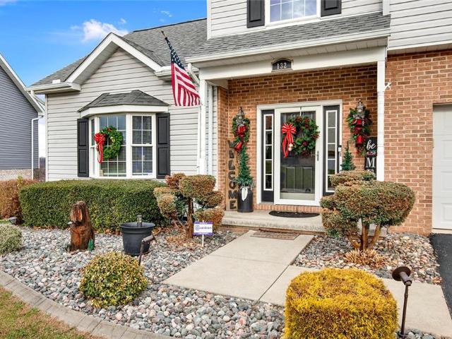 House for sale in New Stanton, Pennsylvania