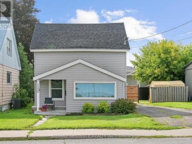 House for sale in Renfrew, Ontario