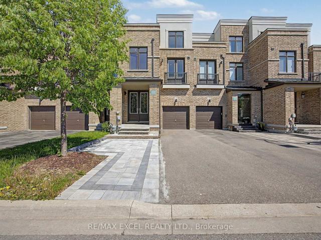 Townhouse for sale in Woburn, Ontario