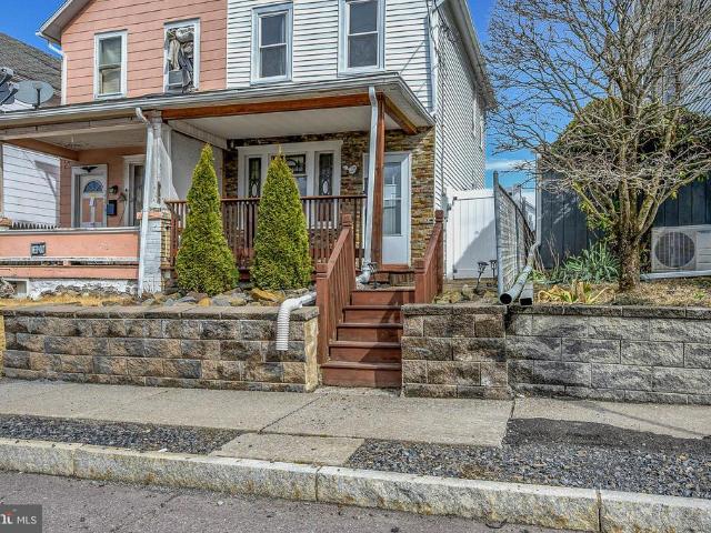 Townhouse for sale in Nanticoke, Pennsylvania