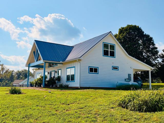 House for sale in Fairview, Demorest