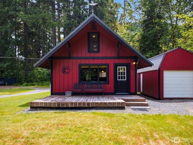 House for sale in Glenoma, Washington