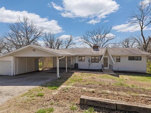 House for sale in Forsyth, Missouri