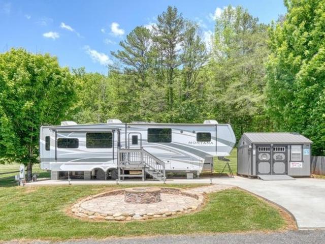 House for sale in Blairsville, Georgia