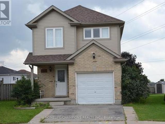 House for sale in Laurentian West, Kitchener