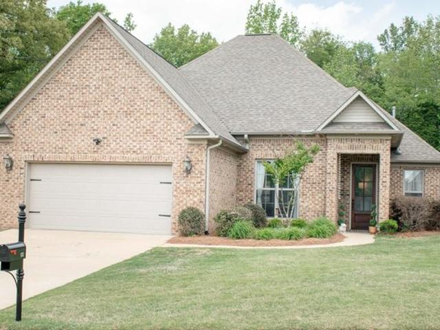 House for sale in Saltillo, Mississippi