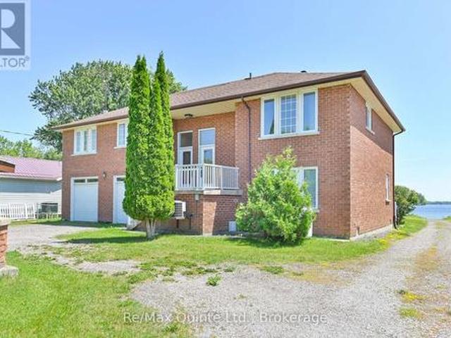 House for sale in Ontario