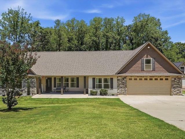 House for sale in Inman, South Carolina