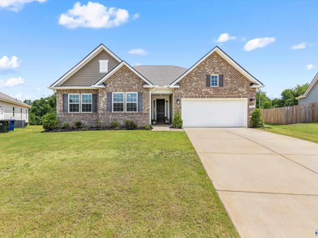 House for sale in Hazel Green, Alabama
