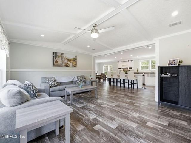 House for sale in Interlachen, Putnam County
