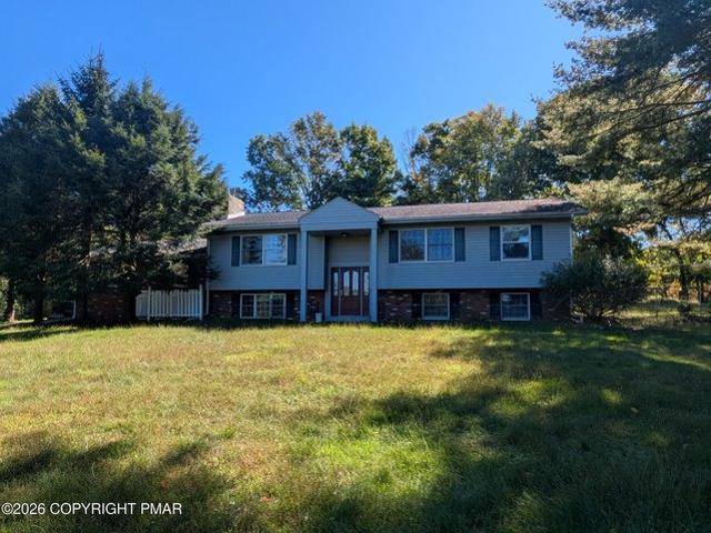 House for sale in Saylorsburg, Ross Township