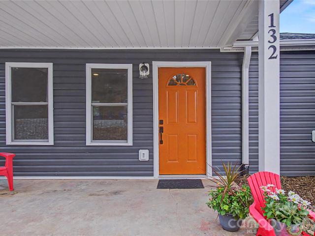 House for sale in Weaverville, North Carolina