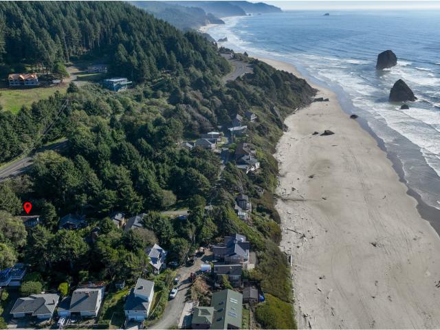 House for sale in Cannon Beach, Clatsop County