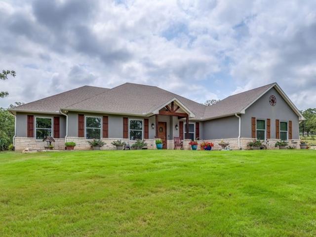 House for sale in Wise, Texas