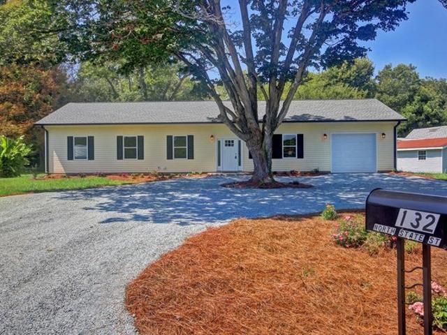 House for sale in Alamance, North Carolina