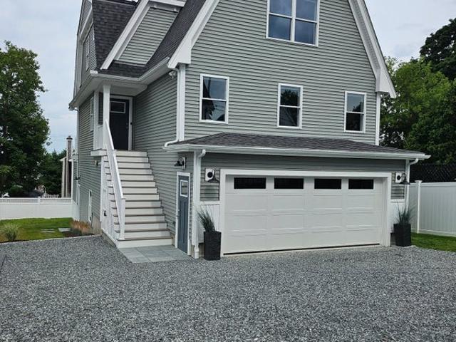 Room for rent in Bristol, Rhode Island