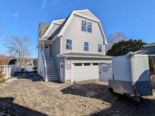 Room for rent in Bristol, Rhode Island