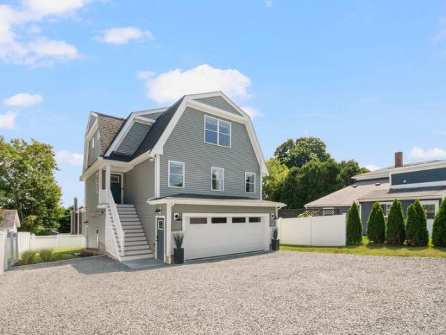 Room for rent in Bristol, Rhode Island