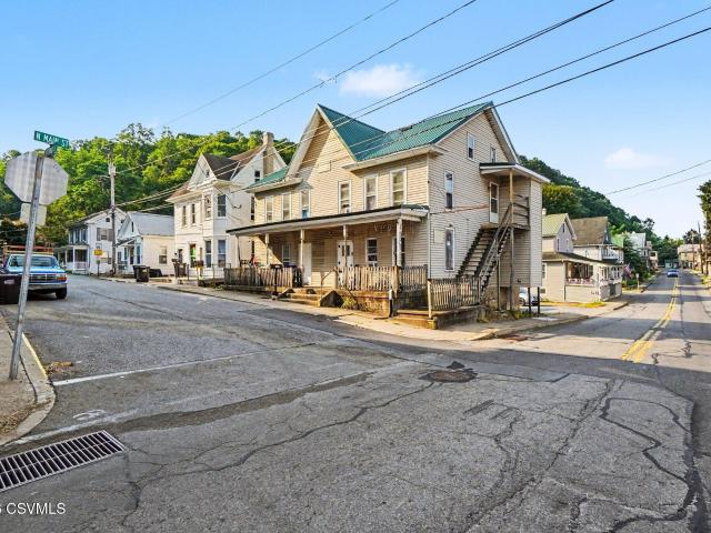 House for sale in Herndon, Pennsylvania