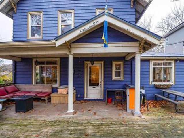 House for sale in Dartmouth, Nova Scotia