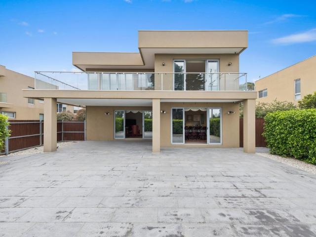 Townhouse for rent in Camerons Creek, Victoria