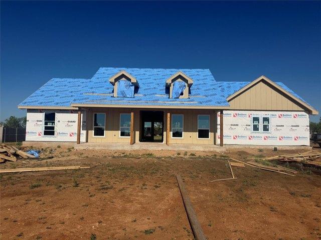 House for sale in Taylor, Texas