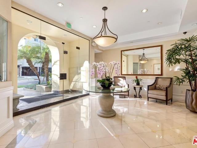 Condo for sale in Beverly Hills, California