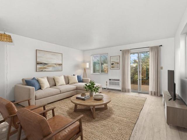 Condo for sale in Oregonia