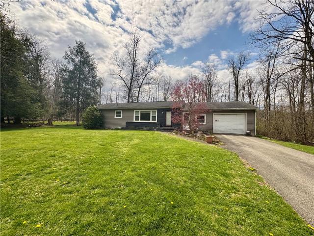 House for sale in Laughlintown, Pennsylvania