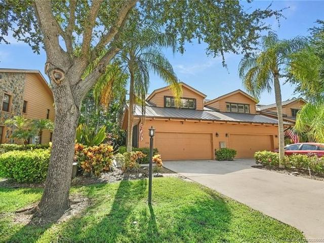 Townhouse for sale in Stuart, Florida