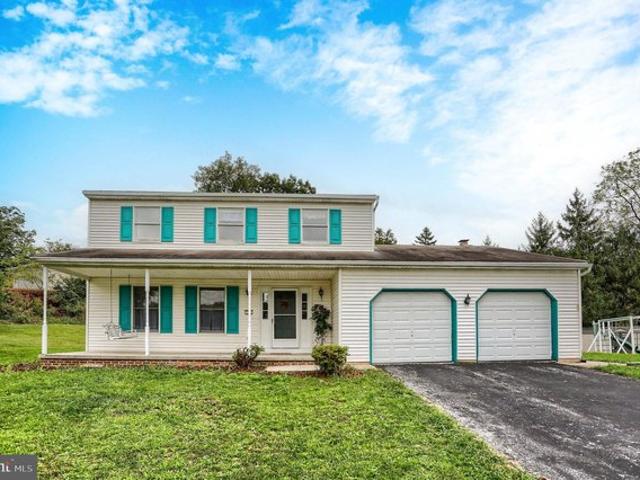 House for sale in Cumberland, Pennsylvania