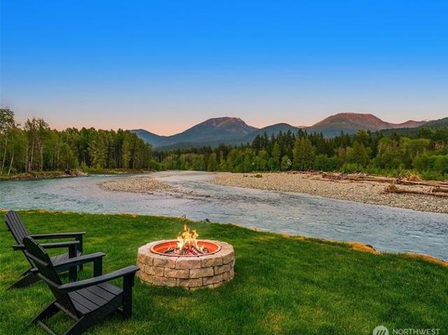 House for sale in Packwood, Washington