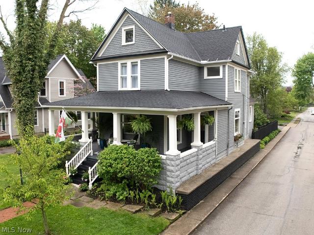 House for sale in Chagrin Falls, Ohio