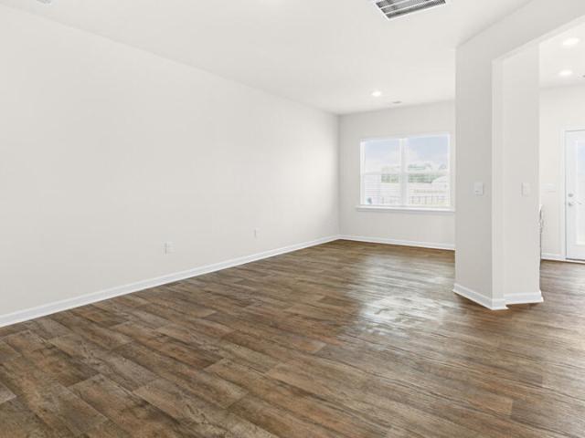 Townhouse for sale in Sanford, North Carolina