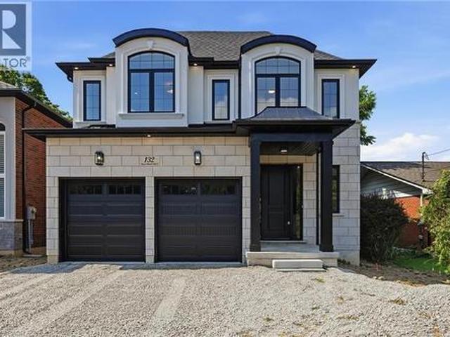 House for sale in Ancaster, Ontario