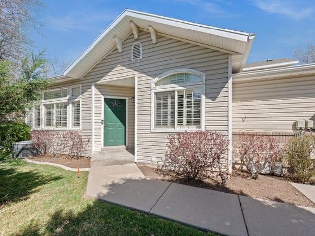 Condo for sale in Centerville, Utah