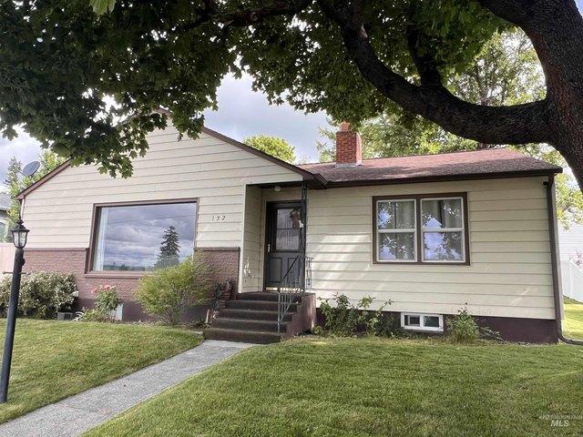 House for sale in Genesee, Idaho