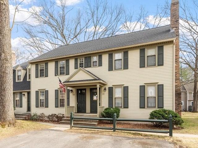 Condo for sale in Chelmsford, Massachusetts