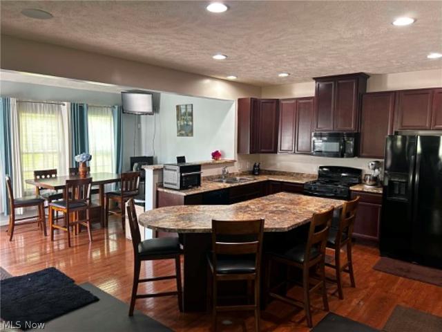House for sale in Summit, Ohio