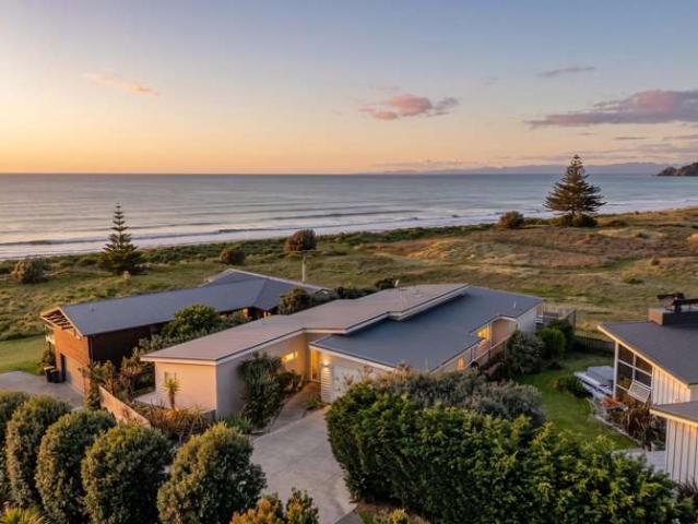 House for sale in Coastlands, Bay Of Plenty